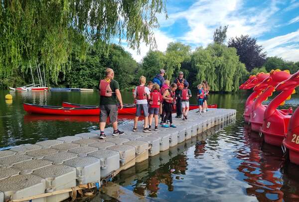 cub_scouts_canoe_adventure_in_mote_park_july_2022